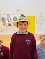 P3 meet some wee critters